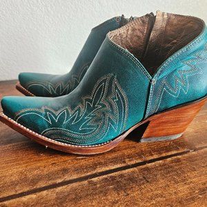 Beautiful Ariat Women's Jolene Turkos Booties